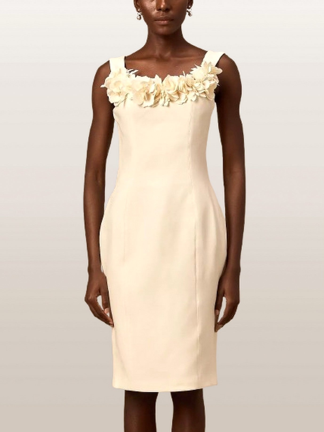3d Petal Appliques Sleeveless Dress in Cream Elegant Style 3d Petal Appliques Sleeveless Dress in Cream Elegant Style