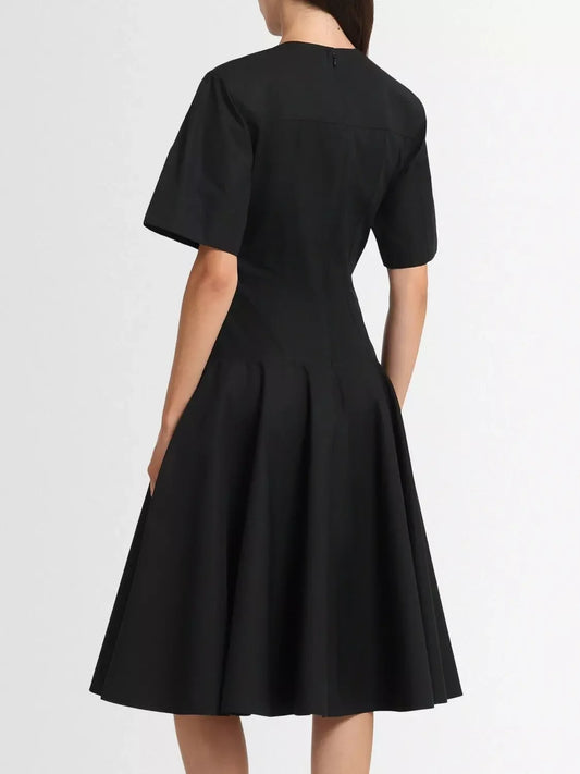 Short-Sleeve Corset-Style Seamed Midi Dress in Black - Dresses
