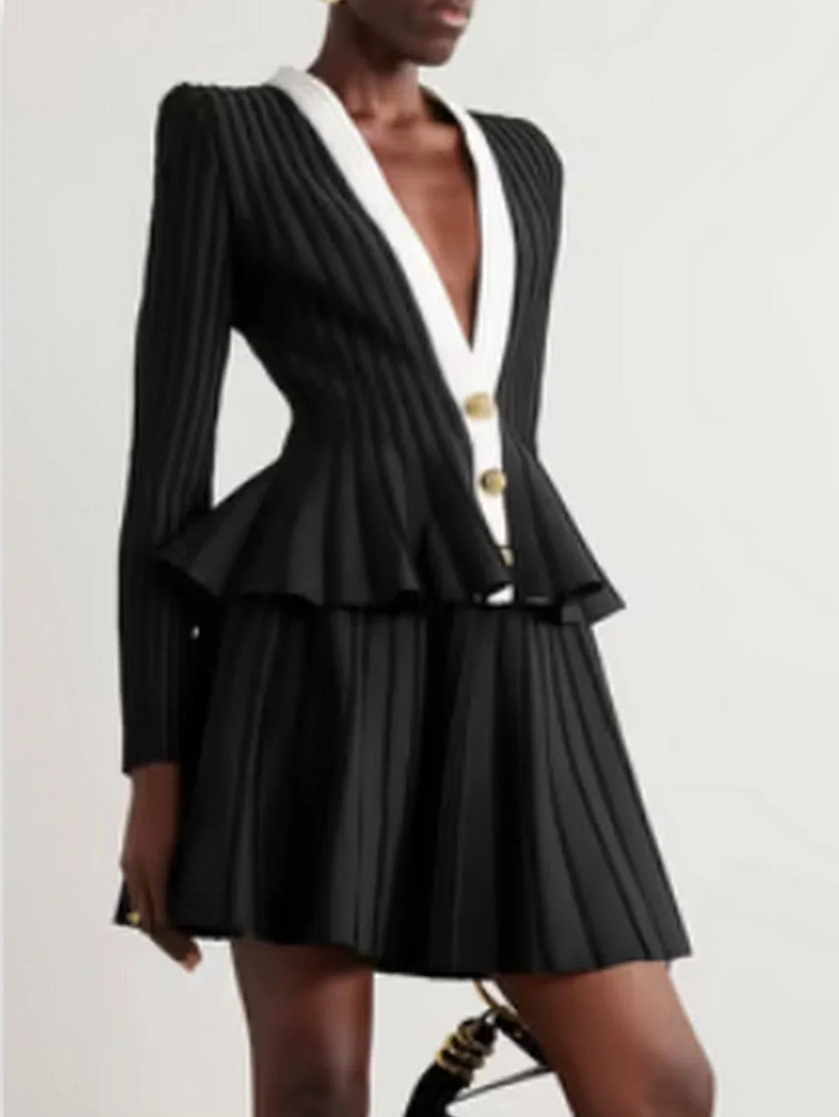 Bicolor Knit Flared Cardigan and Skirt Set - Suits & Sets