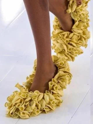 Deflated Balloon-Embellished Pumps - Footwear