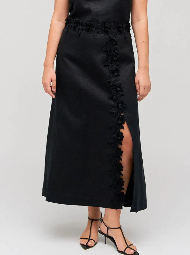 Floral-Applique Linen Midi Skirt in Black - Skirts