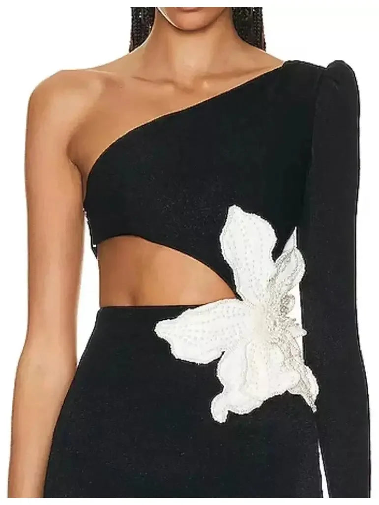 One Shoulder Flower Applique Dress - Dresses