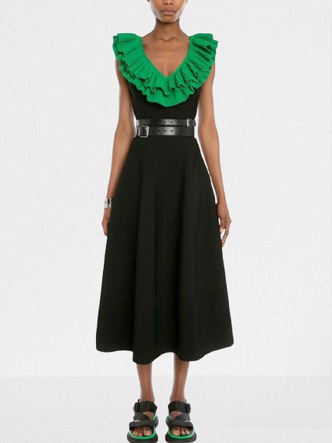 Contrast Ruffle-Collar Sleeveless Midi Dress