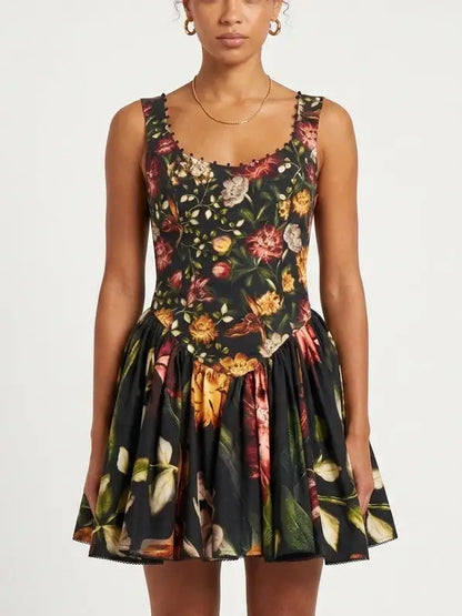 Black Vintage Floral Scoop Neck Mini Dress - S - Dresses
