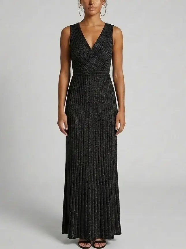 Metallic Knit V-Neck Maxi Dress - S / Black - Dresses