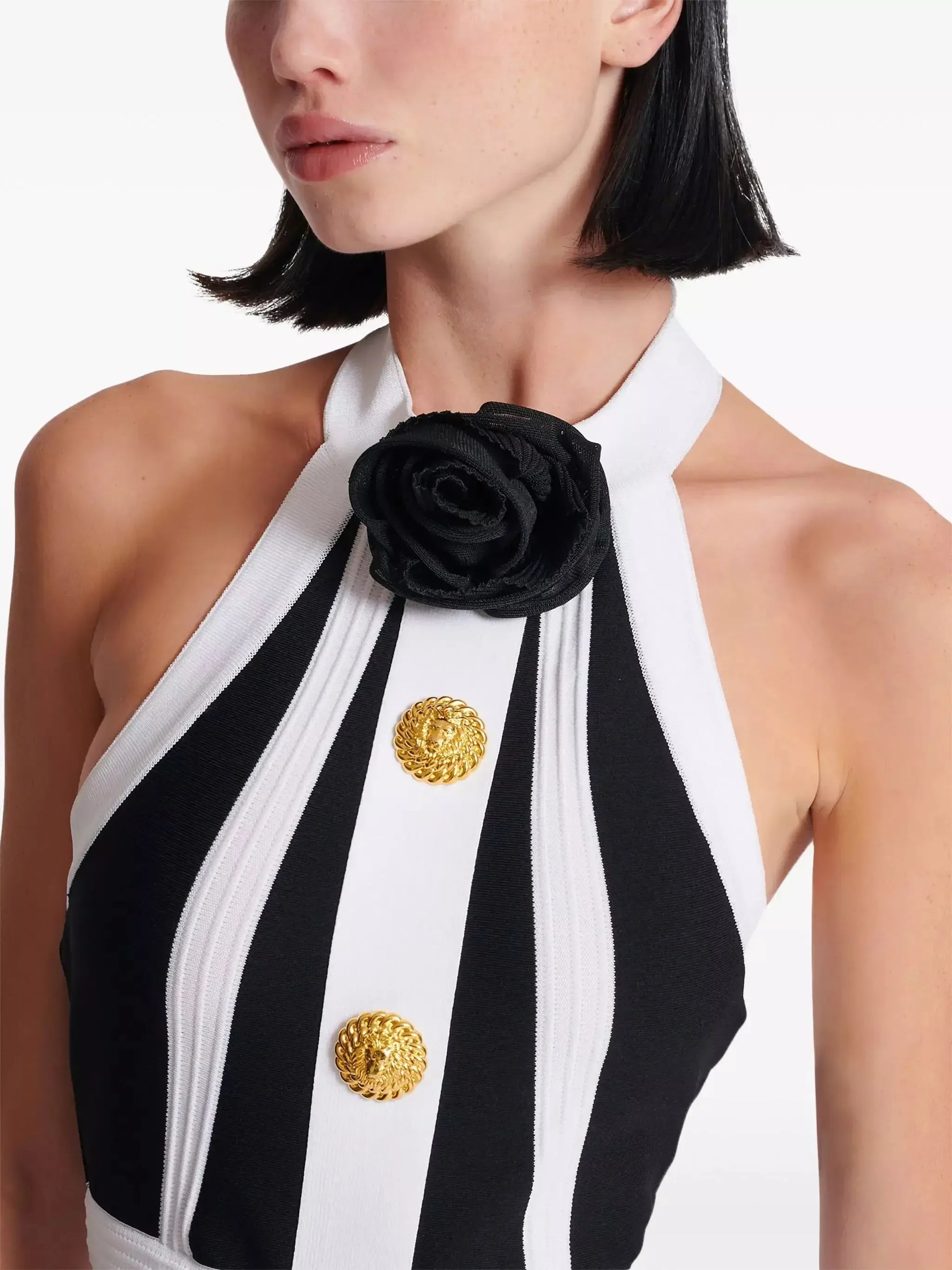 Backless Black and White Halter-Neck Knit Dress Rose