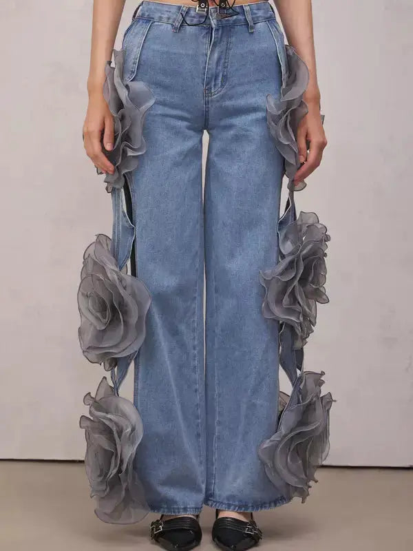 Blooming Flower Applique Cut-Out Jeans - Jeans & Pants