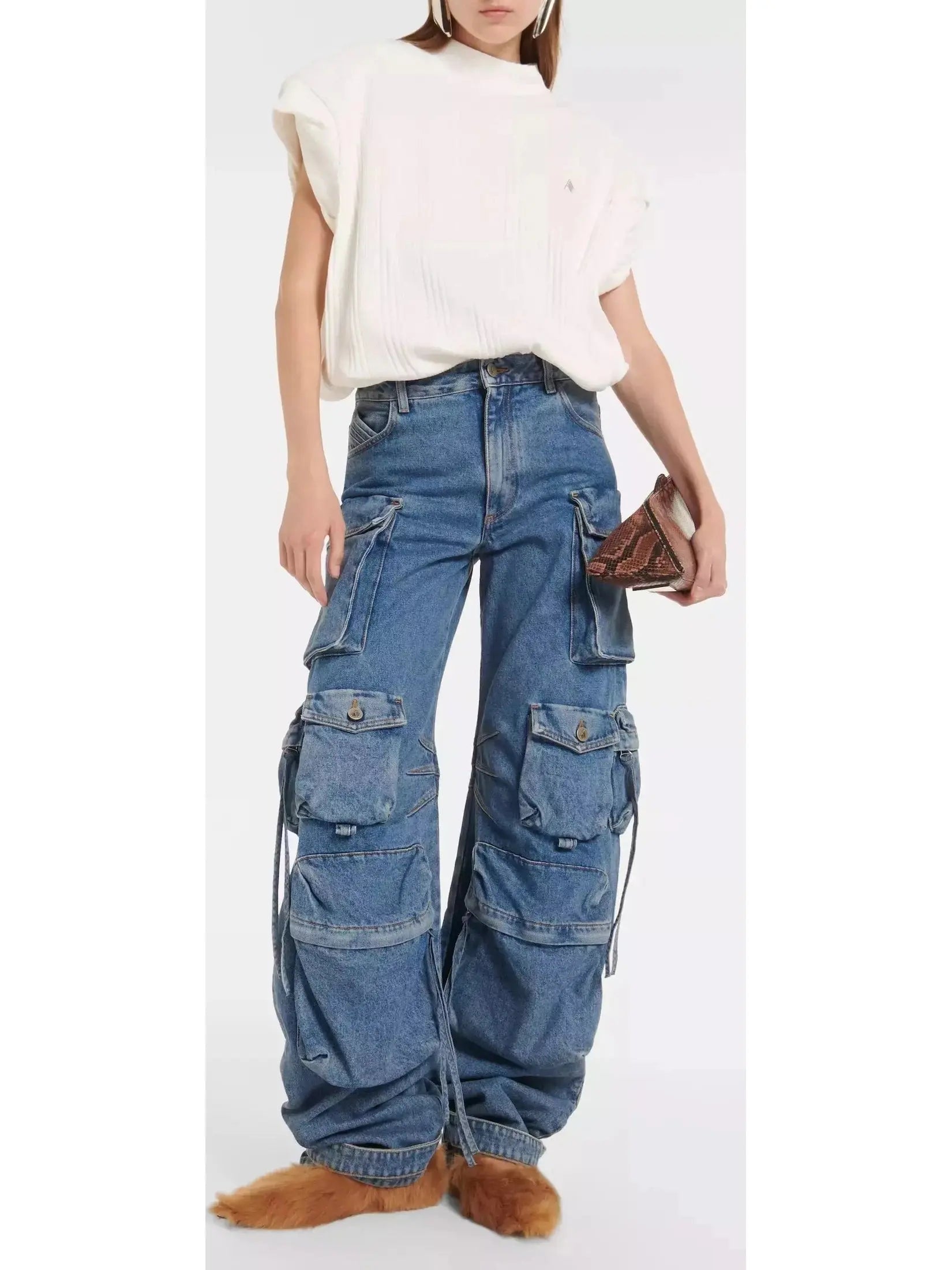 Cargo-Pocket Low-Rise Wide-Leg Jeans - Jeans & Pants