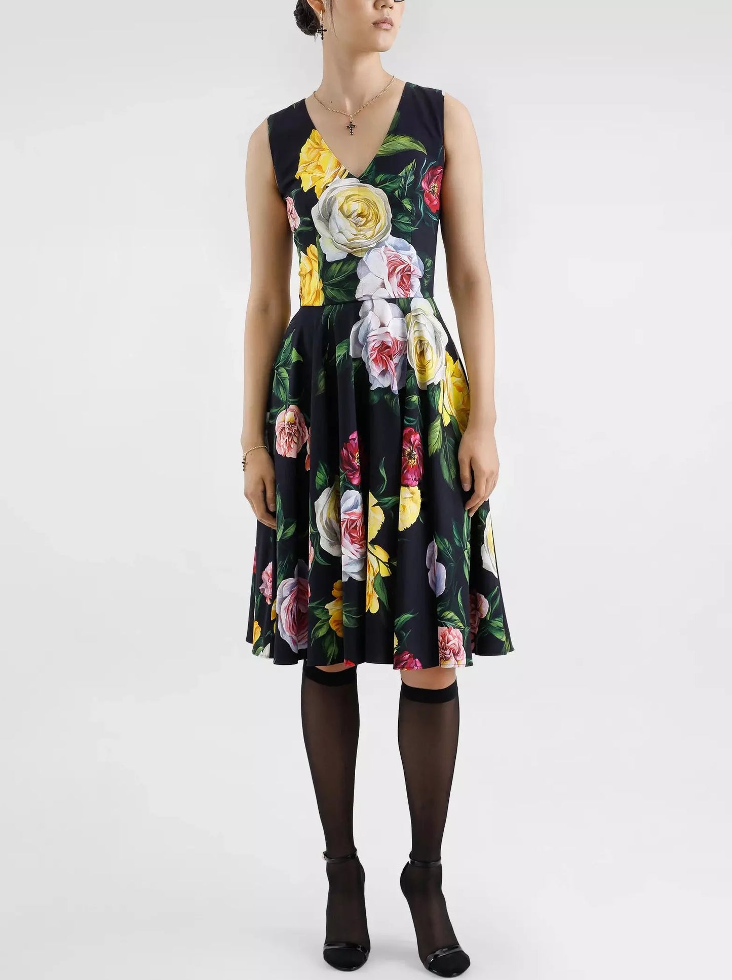 Multicolored Rose Print V-Neck Midi Dress in Black - Dresses