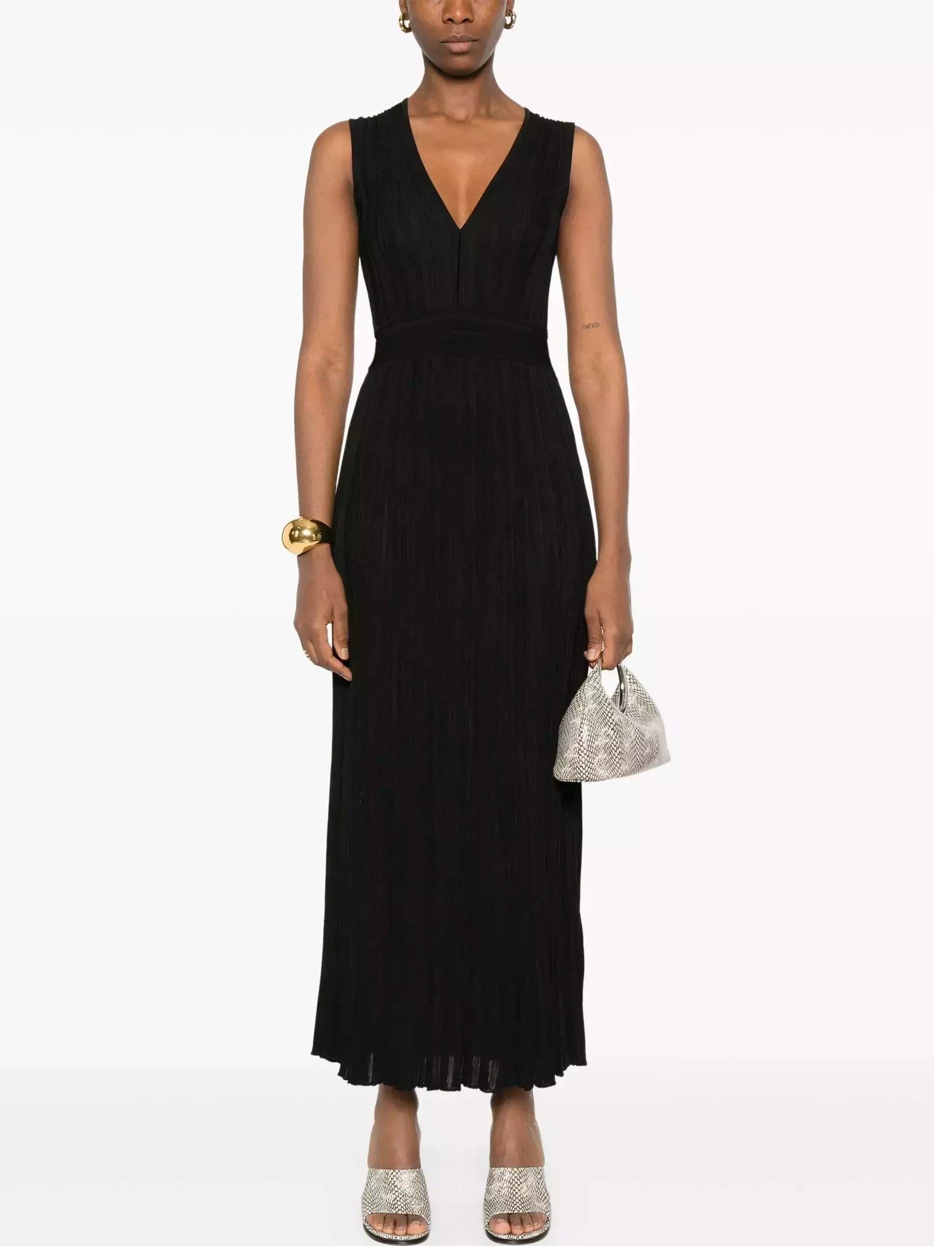 Pleated V-Neck Knit Sleeveless Maxi Dress in Black - S - Dresses