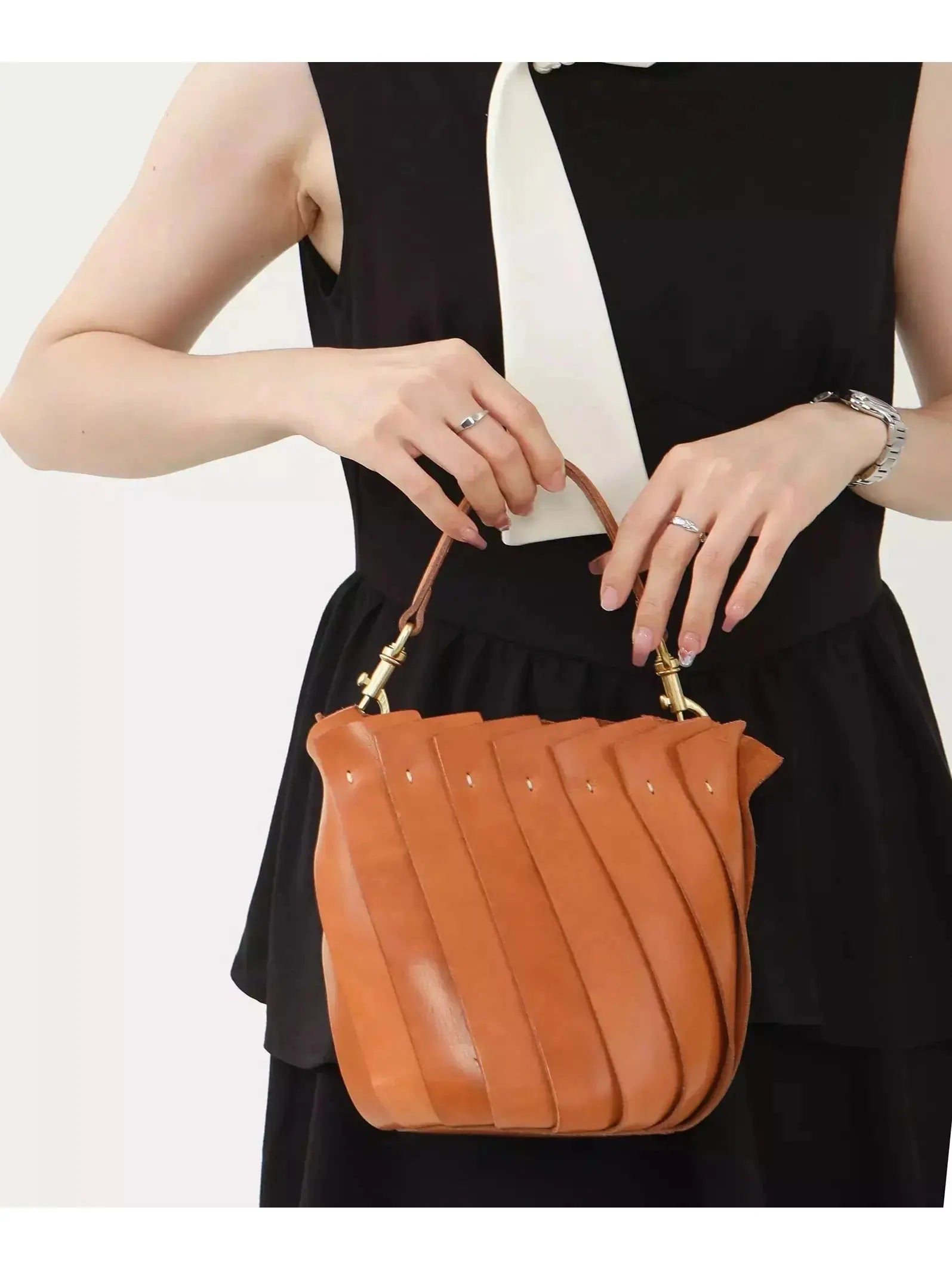 The Blooming Leather Bucket Bag - Handbags